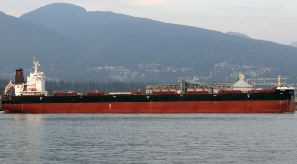 Ερυθρά Θάλασσα: Βυθίστηκε το ελληνόκτητο πλοίο Τutor που είχαν χτυπήσει οι Χούτι
