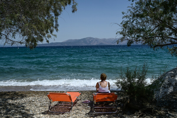 Οι εξορμήσεις των «εναπομείναντων» Αθηναίων στις παραλίες