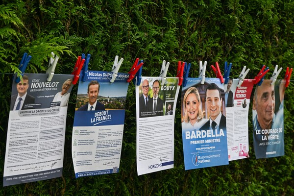 Γαλλία: Πολύ μεγάλη η προσέλευση στις κάλπες - Τι θα συμβεί αν κανένα κόμμα δεν εξασφαλίσει την απόλυτη πλειοψηφία;