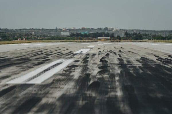 Η αθέατη πλευρά του Διεθνούς Αερολιμένα Αθηνών 