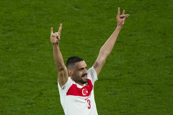 Στο Βερολίνο ο Ερντογάν μετά τον εθνικιστικό χαιρετισμό του Τούρκου παίκτη στο Euro 2024