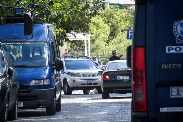 Κύκλωμα εκβιαστών με εμπλεκόμενους πολιτικά πρόσωπα - Αναμένονται νέες συλλήψεις