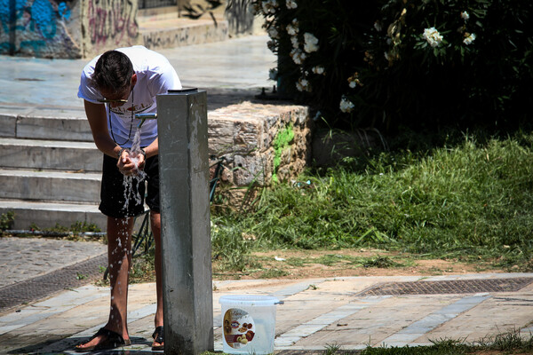 Καύσωνας: Πάνω από τους 42°C ο υδράργυρος - Ποιες περιοχές έχουν τα «ρεκόρ»