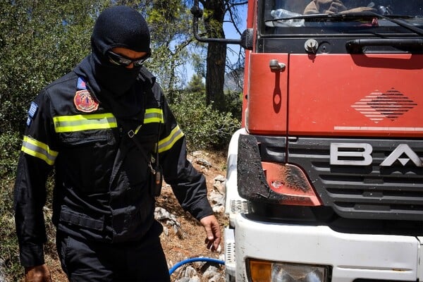 Πολύ υψηλός κίνδυνος πυρκαγιάς τη Δευτέρα - Που απαγορεύεται η κυκλοφορία οχημάτων σε δρυμούς