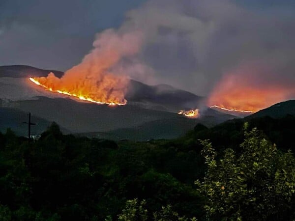 Περιβαλλοντική καταστροφή στο Φαλακρό Δράμας - Για έβδομη ημέρα καίει η φωτιά