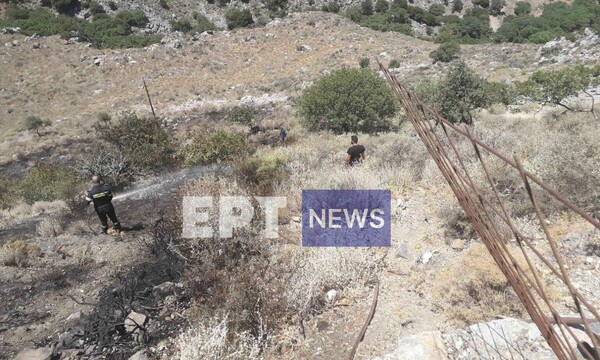 Υπό έλεγχο η φωτιά στον Πλατανιά Χανίων - Εκκενώθηκε το φαράγγι των Δελιανών