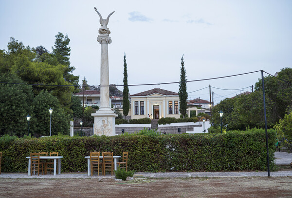 Πάνος Λαζαράτος