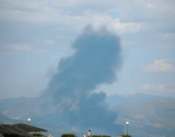 Φωτιά τώρα στην Αγία Τριάδα Μεσσηνίας