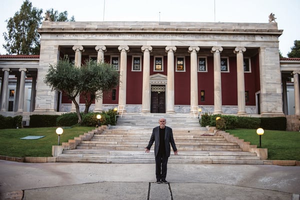 Μιχάλης Γκανάς: Ο ποιητής της συλλογικής μας μνήμης