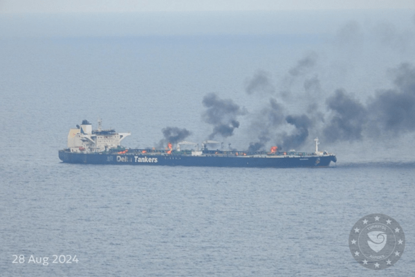 MV SOUNION: Στις φλόγες για 6η ημέρα- Εικόνες από το δεξαμενόπλοιο