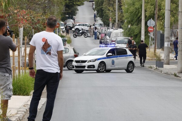 Κερατσίνι: Άγνωστοι μοτοσυκλετιστές πέταξαν τσάντα με χειροβομβίδες