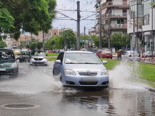 Κακοκαιρία «ΑΤΕΝΑ»: Πότε και ποιες περιοχές θα επηρεαστούν - Σε αυξημένη ετοιμότητα για τα επικίνδυνα φαινόμενα