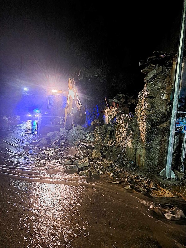 Κακοκαιρία ΑΤΕΝΑ: Καταστροφές στη Ζάκυνθο από την ισχυρή καταιγίδα