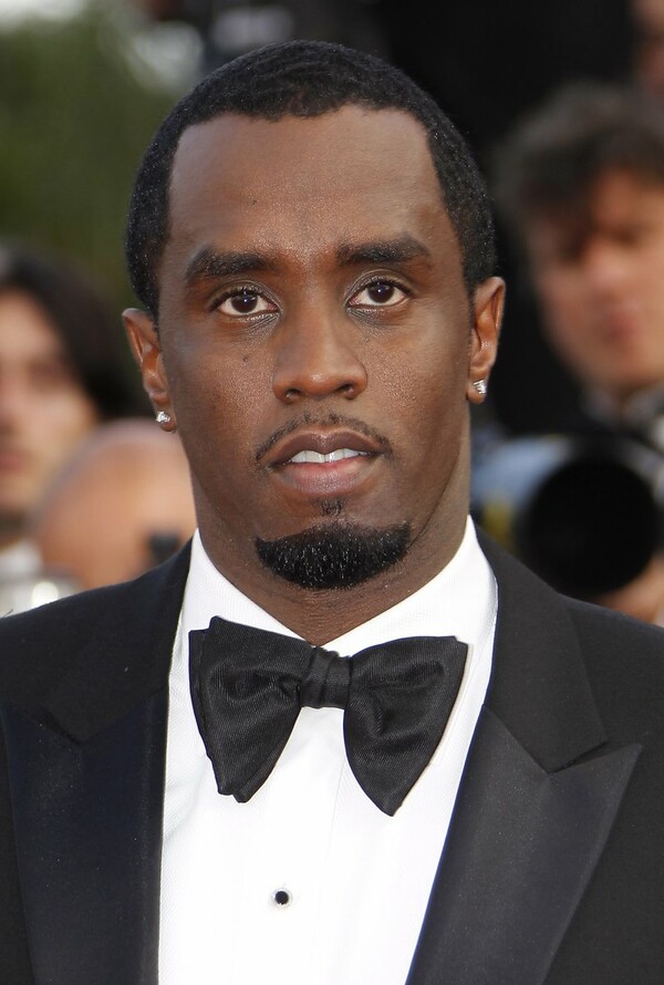 Diddy: Ναρκωτικά και όργια με ή χωρίς χωρίς συγκατάθεση των συμμετεχόντων στα πάρτι του, γεμίζουν το 14σέλιδο κατηγορητήριο