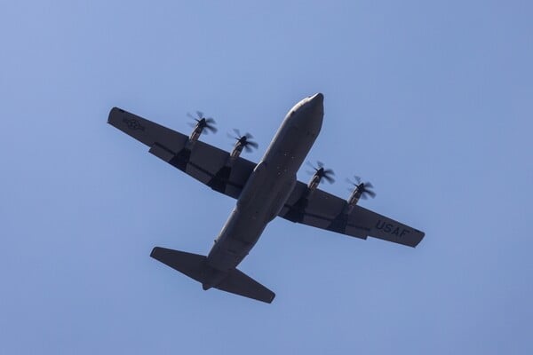 Στη Βηρυτό το C-130 για τον επαναπατρισμό Ελλήνων και Κυπρίων - 60 ονόματα στη λίστα επιβατών