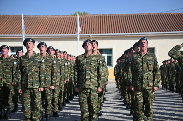 Αλλάζουν όλα στην στρατιωτική θητεία - Τι ανακοίνωσε ο Δένδιας