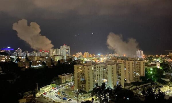 Η Χεζμπολάχ βομβάρδισε εστιατόριο στην Χάιφα - Εκτοξεύθηκαν πάνω από 20 ρουκέτες