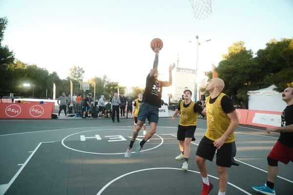 ΔΕΗ 3×3 POWER TO THE HOOD by Eurohoops: Η μεγάλη μπασκετική γιορτή επιστρέφει στην Αθήνα, με πρώτο σταθμό το Μοναστηράκι