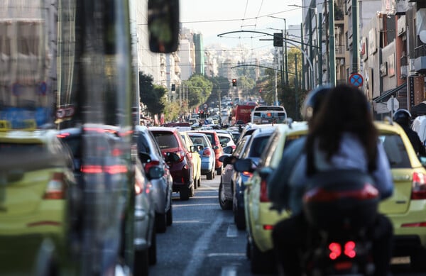 Επανέρχεται από αύριο ο Δακτύλιος στο κέντρο της Αθήνας