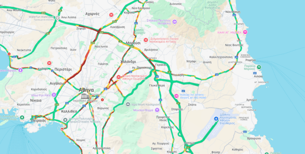 Κίνηση στους δρόμους: Προβλήματα στο κέντρο της Αθήνας και τον Κηφισό