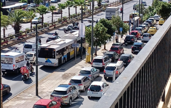 Τροχαίο με μοτοσικλέτες στην Συγγρού