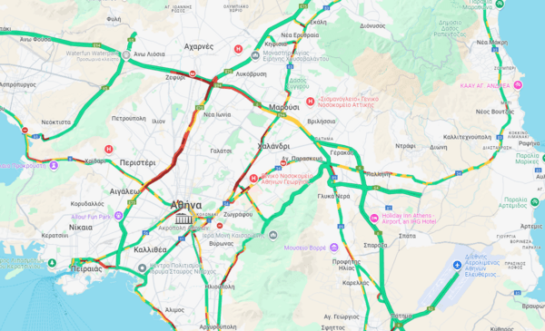 Η κίνηση στους δρόμους: Μεγάλες καθυστερήσεις σε Κηφισό και Αττική οδό 