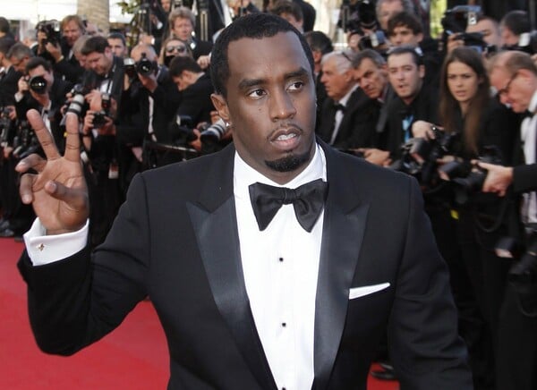 Diddy: 13χρονη καταγγέλλει ότι τη βίασε μαζί με δύο άλλους celebrities - Νέες αγωγές εναντίον του