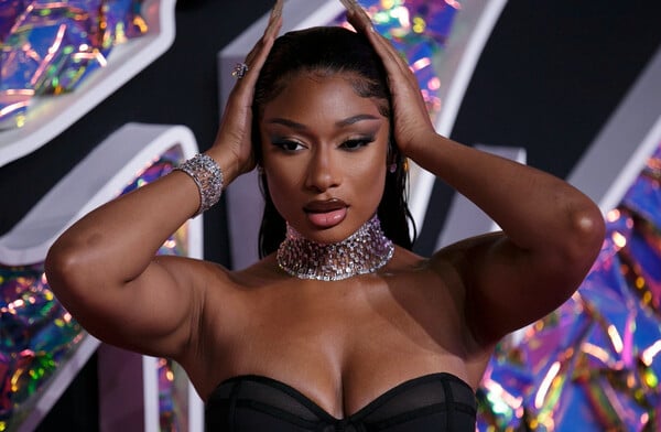 Megan Thee Stallion: Μηνύει γνωστή YouTuber για deepfake βίντεο πορνογραφίας