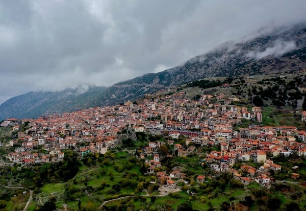 Αράχωβα: Σε κατάσταση έκτακτης ανάγκης λόγω λειψυδρίας