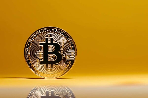 Από ρεκόρ σε ρεκόρ το Bitcoin: Ξεπέρασε τα 81.000 δολάρια