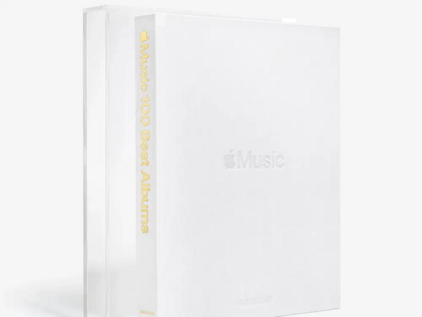 Apple Music: Η πιο αμφιλεγόμενη λίστα έγινε coffee table book και κοστίζει 450$