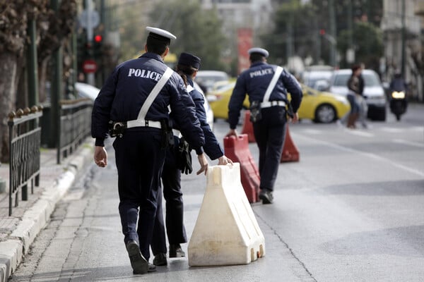 Πολυτεχνείο: Σε ισχύ κυκλοφοριακές ρυθμίσεις στην Αθήνα – Ποιοι δρόμοι είναι κλειστοί