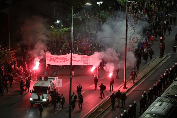 Πολυτεχνείο: Προς την ισραηλινή πρεσβεία κατευθύνεται η πορεία