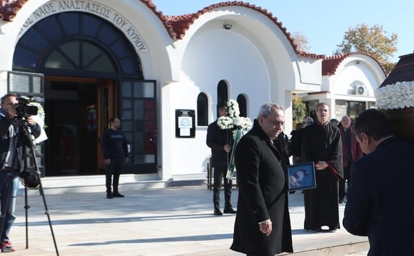 Βέφα Αλεξιάδου: Το τελευταίο αντίο στην «εθνική μαγείρισσα» - Κανένας επώνυμος μάγειρας στην κηδεία της