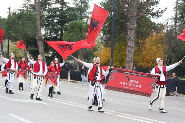 Την ημέρα ανεξαρτησίας της Αλβανίας γιόρτασαν στα Τίρανα