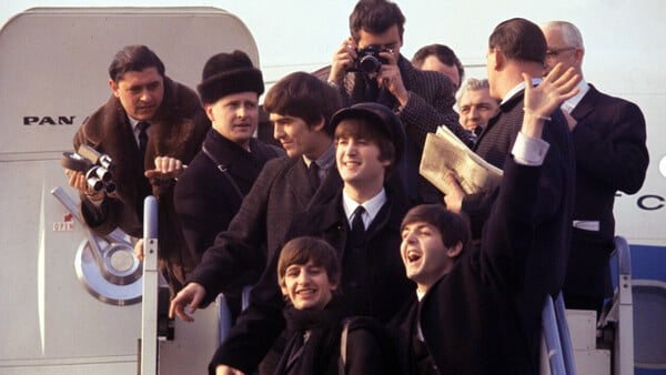 Beatles ’64: Πριν από εξήντα χρόνια, κάτι μαγικό κι ανεπανάληπτο 