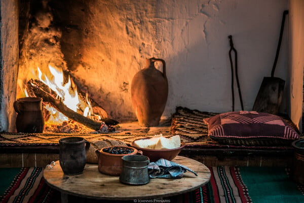 Οι γυναίκες ενός χωριού γράφουν τη γαστρονομική ιστορία της Λέσβου