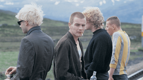 «Trainspotting»: Ο Ίρβιν Γουέλς ανακοίνωσε ότι ετοιμάζει την συνέχεια του διάσημου μυθιστορήματός του 