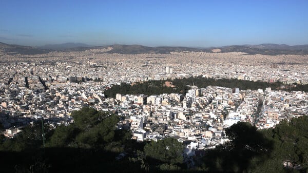 Αθηναϊκές πολυκατοικίες: Η πιο ζωντανή ιστορία της πρωτεύουσας