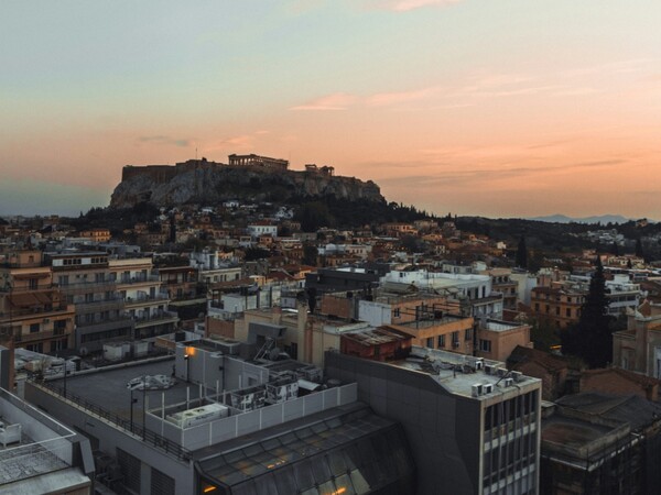 ΕΛΣΤΑΤ: Λιγότεροι οι θάνατοι στην Ελλάδα το 2024