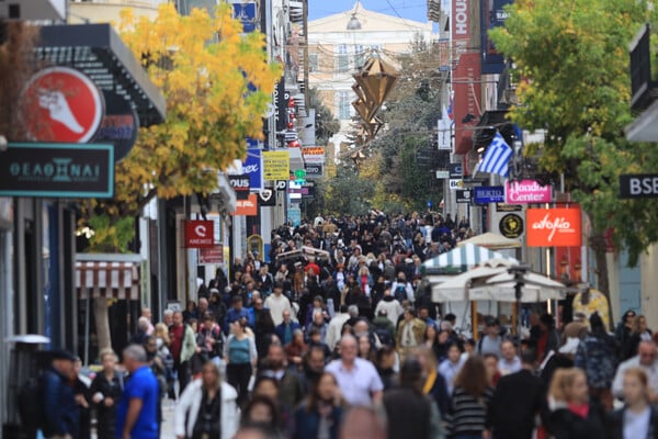 Ανοικτά σήμερα τα καταστήματα -Το εορταστικό ωράριο μέχρι το τέλος του χρόνου