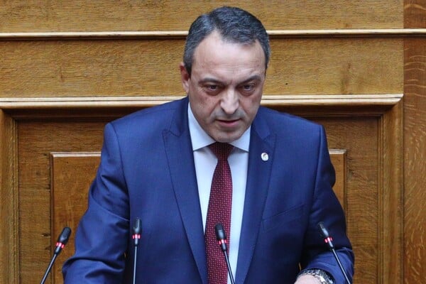 Σπαρτιάτες: Την αναστολή της κρατικής χρηματοδότησής τους αποφάσισε η πλειοψηφία της Βουλής