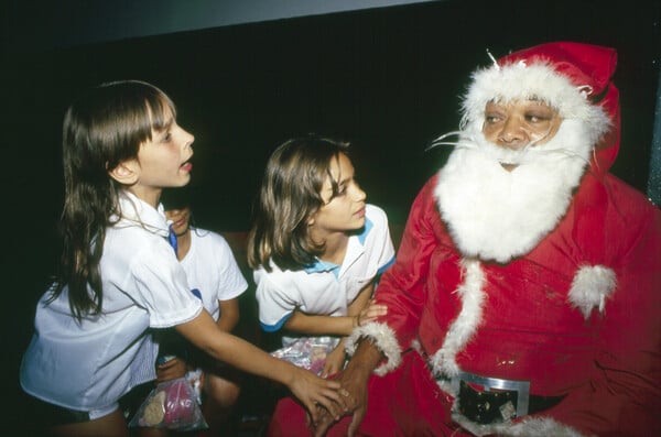 Ο Papai Noel (αϊ Βασίλης) σταμάτησε στο Ρίο