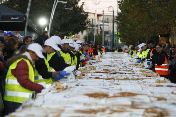 Περιστέρι: Διεκδικούν και φέτος μια θέση στο βιβλίο των ρεκόρ Γκίνες με βασιλόπιτα 10 τόνων