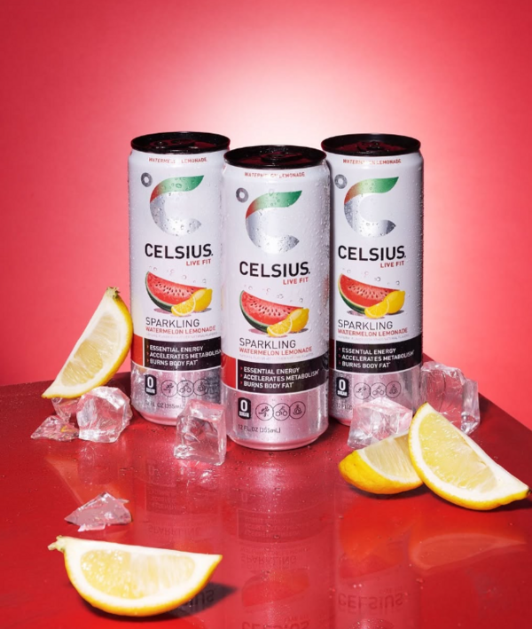 Celsius: Το energy drink που πίνουν με μανία πολιτικοί και δημοσιογράφοι στην Αμερική