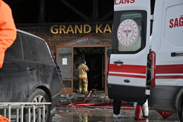 Φωτιά στην Τουρκία: Πώς προκλήθηκε η τραγωδία με τους 76 νεκρούς