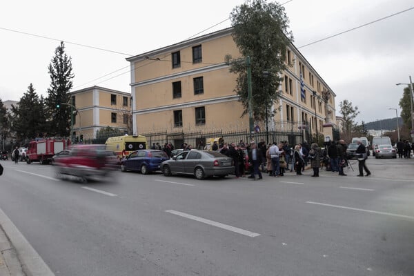 Τηλεφώνημα για βόμβα στα δικαστήρια της Ευελπίδων