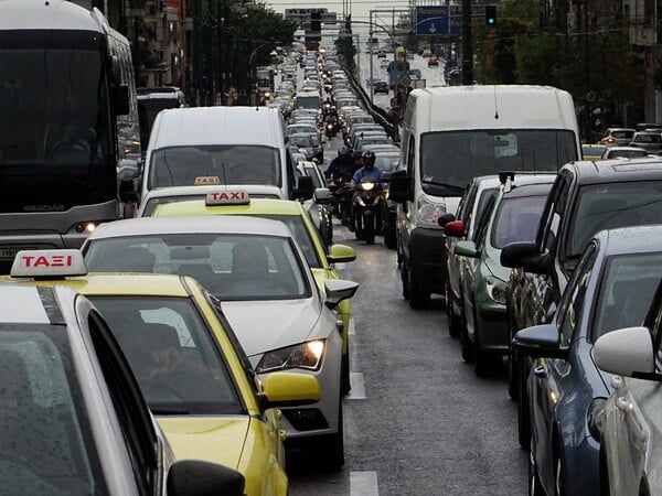 Δίπλωμα οδήγησης: Μέσω gov.gr η έκδοση και η παράταση