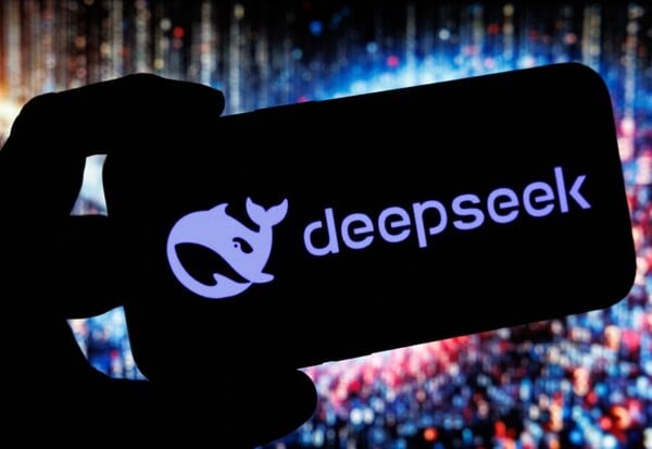 Ρωτήσαμε το ChatGPT αν είναι καλύτερο το DeepSeek από εκείνο