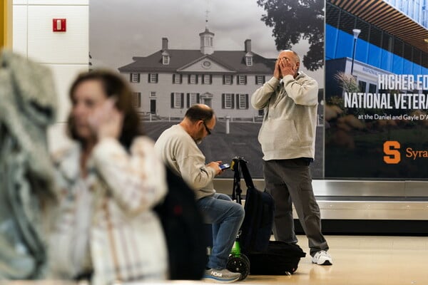 Αεροπορικό δυστύχημα στην Ουάσινγκτον: «Έχασα τον άντρα μου, τους μαθητές μου, τους φίλους μου»